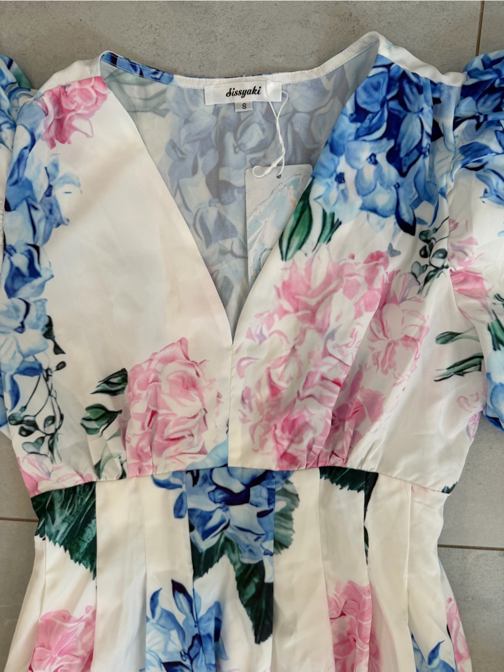 NWT Sissyaki Floral Hydrangea Maxi Dress Size Small Puff Sleeves | Cottagecore - Picture 4 of 7